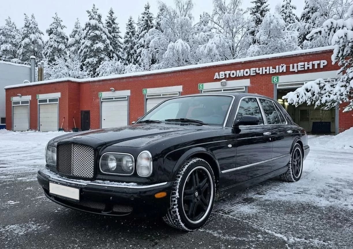 Bentley Arnage 6.8 — фото 18